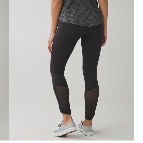Navy Lululemon Sweaty Endeavor Tight *Full-On Luon - Picture 2 of 6